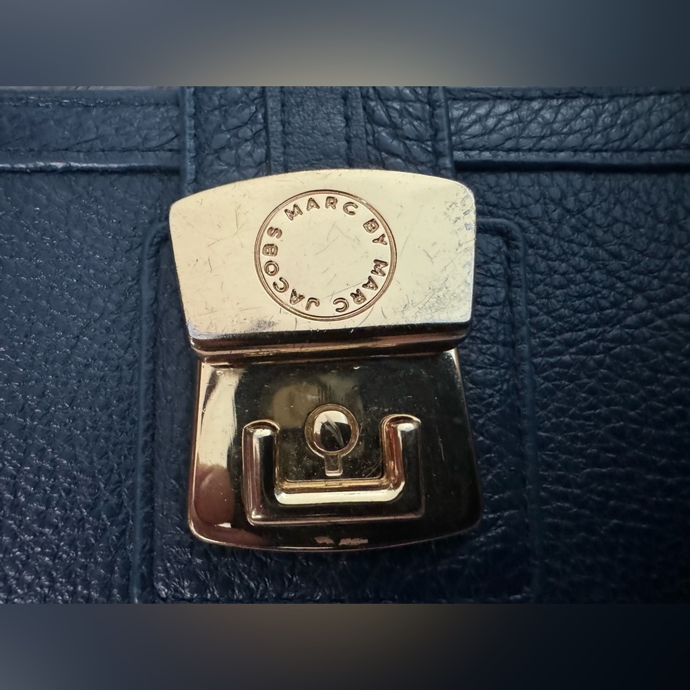 COPY - Marc by Marc Jacobs Smooth Pebbled Leather Long Gold WALLET Blue Gold Lo…